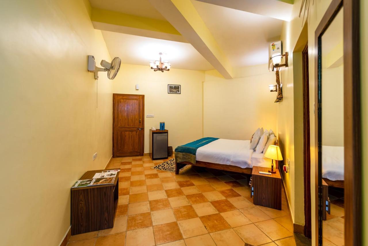 Pench Jungle Camp Hotel Khawasa Ngoại thất bức ảnh