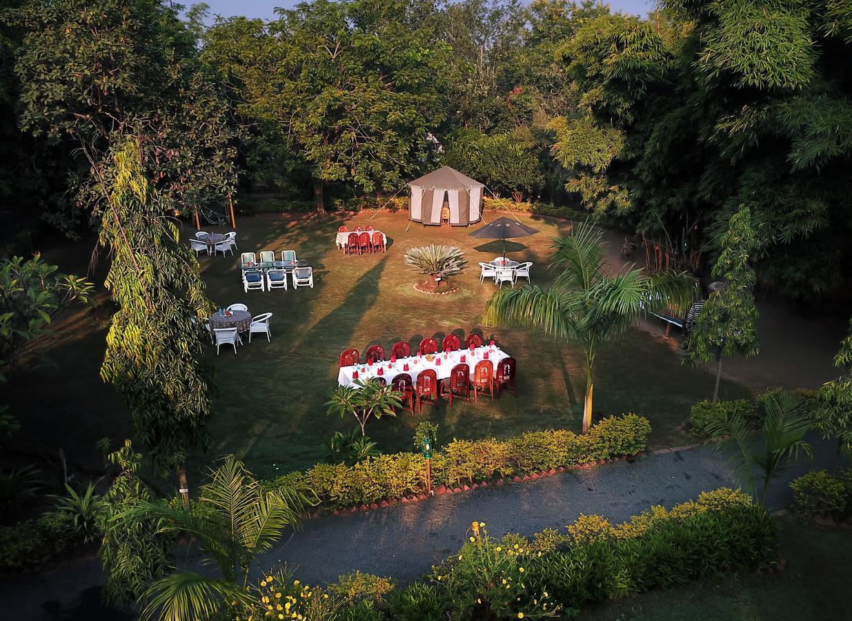 Pench Jungle Camp Hotel Khawasa Ngoại thất bức ảnh