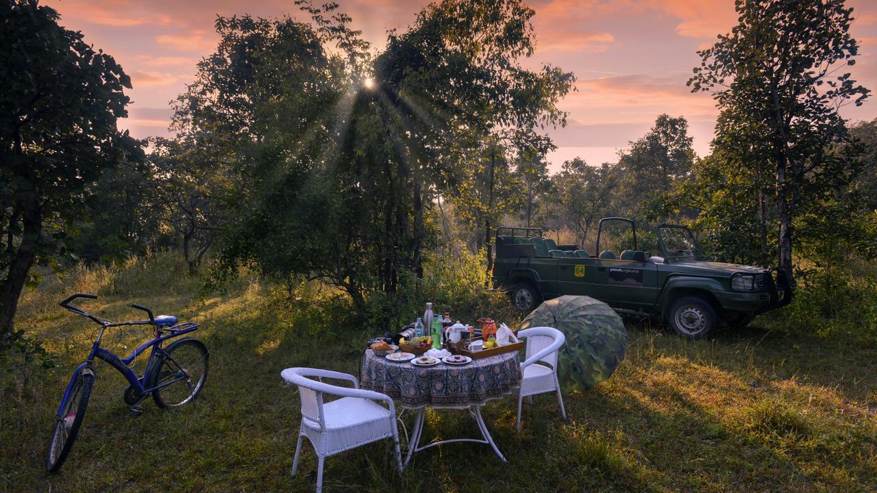 Pench Jungle Camp Hotel Khawasa Ngoại thất bức ảnh