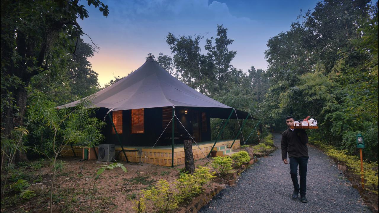 Pench Jungle Camp Hotel Khawasa Ngoại thất bức ảnh