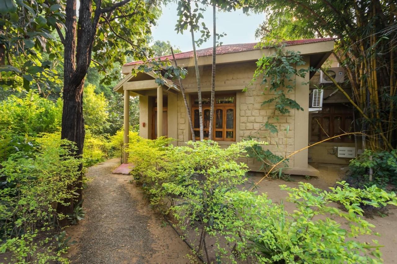 Pench Jungle Camp Hotel Khawasa Ngoại thất bức ảnh